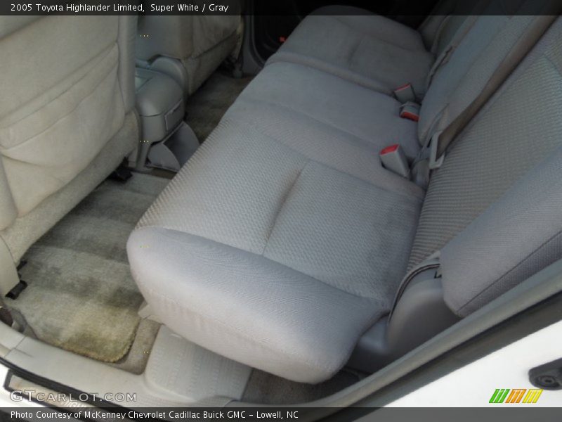 Super White / Gray 2005 Toyota Highlander Limited