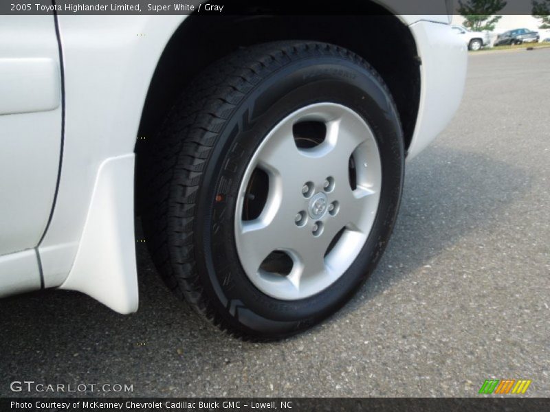 Super White / Gray 2005 Toyota Highlander Limited