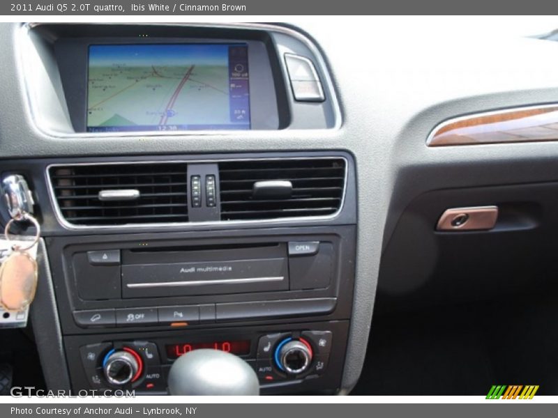 Ibis White / Cinnamon Brown 2011 Audi Q5 2.0T quattro