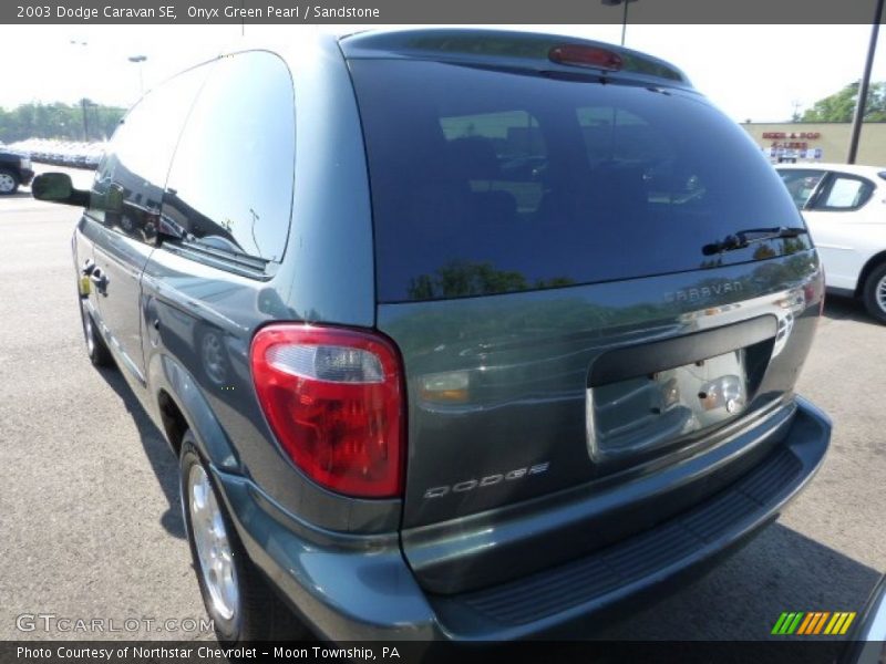 Onyx Green Pearl / Sandstone 2003 Dodge Caravan SE