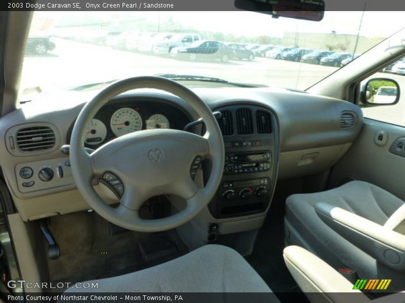 Onyx Green Pearl / Sandstone 2003 Dodge Caravan SE