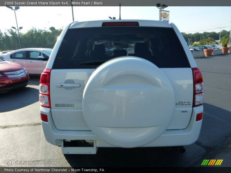 White Pearl / Black 2006 Suzuki Grand Vitara XSport 4x4