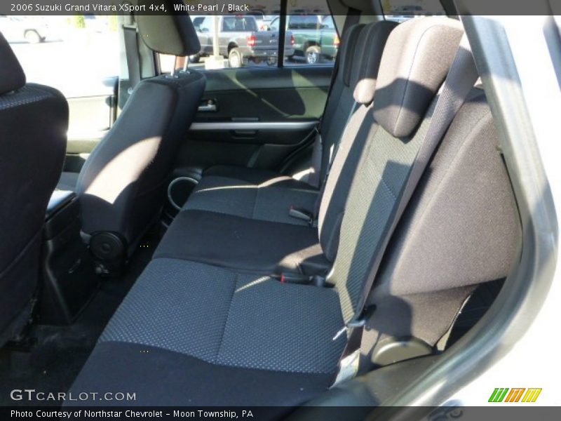 White Pearl / Black 2006 Suzuki Grand Vitara XSport 4x4