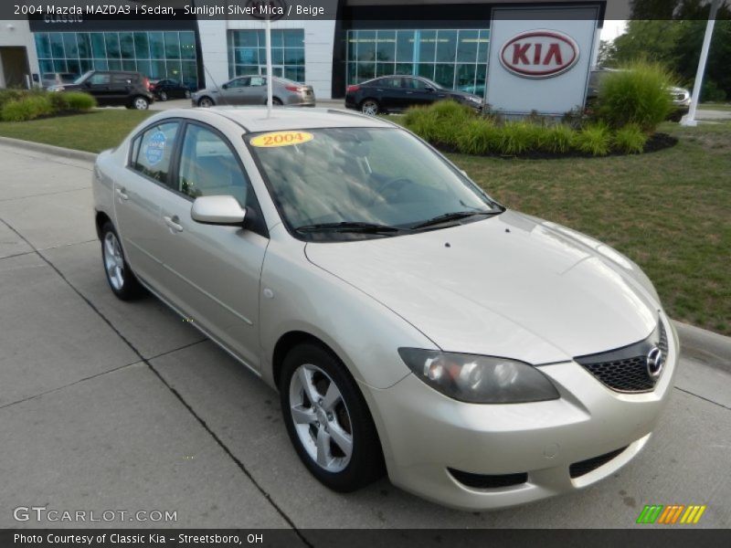 Sunlight Silver Mica / Beige 2004 Mazda MAZDA3 i Sedan