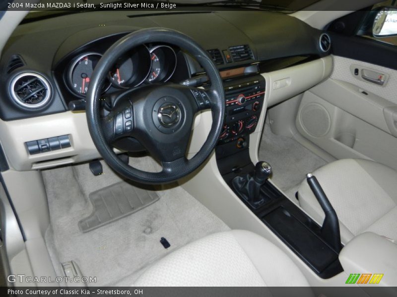 Sunlight Silver Mica / Beige 2004 Mazda MAZDA3 i Sedan
