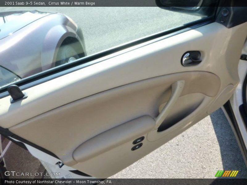 Cirrus White / Warm Beige 2001 Saab 9-5 Sedan