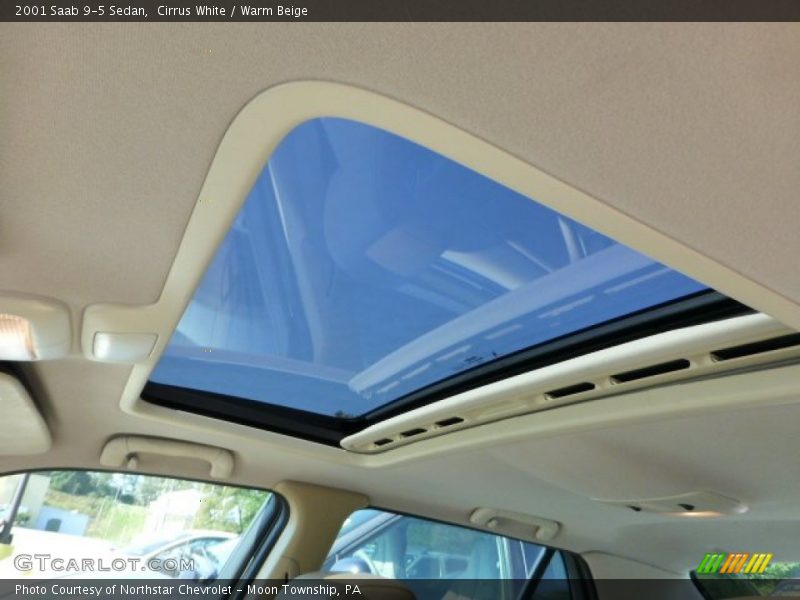 Cirrus White / Warm Beige 2001 Saab 9-5 Sedan