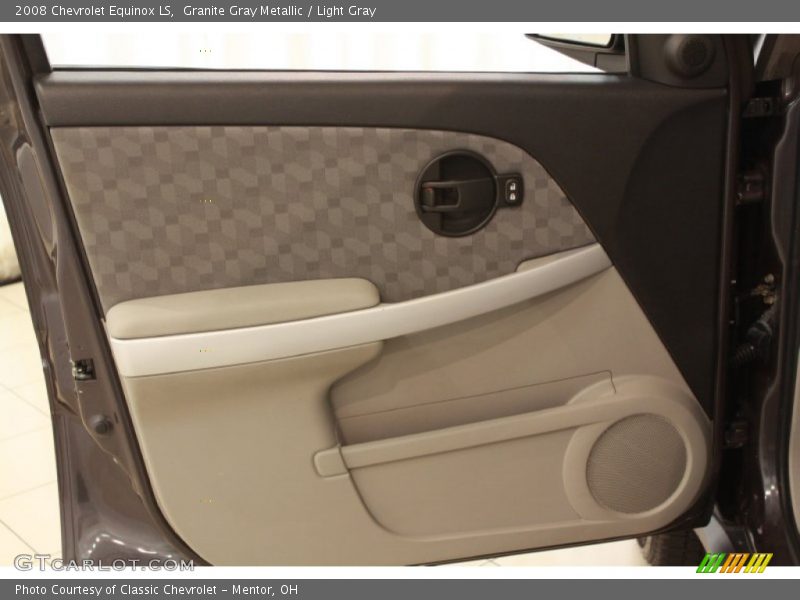 Granite Gray Metallic / Light Gray 2008 Chevrolet Equinox LS