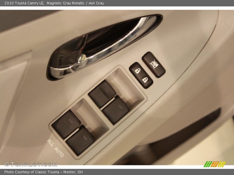 Magnetic Gray Metallic / Ash Gray 2010 Toyota Camry LE