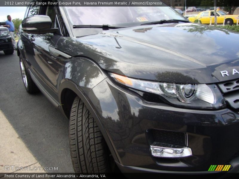 Havana Premium Metallic / Almond/Espresso 2012 Land Rover Range Rover Evoque Pure