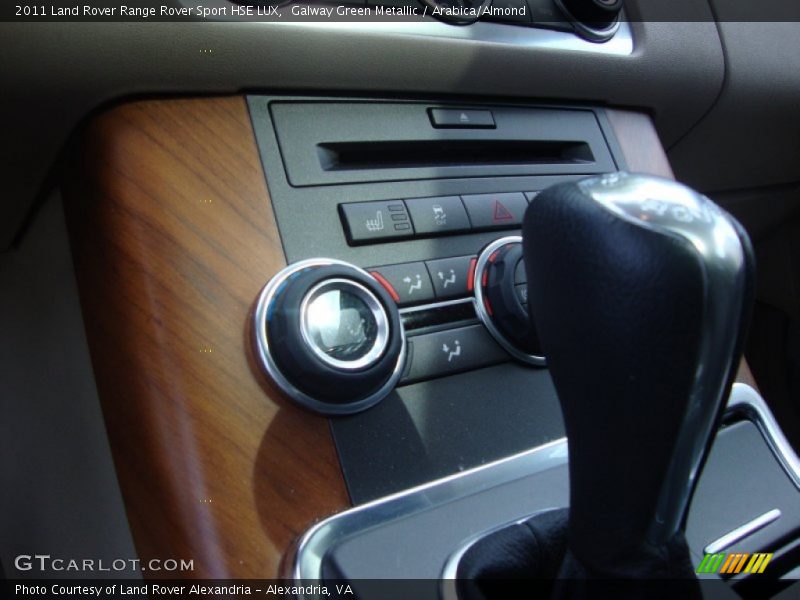 Controls of 2011 Range Rover Sport HSE LUX