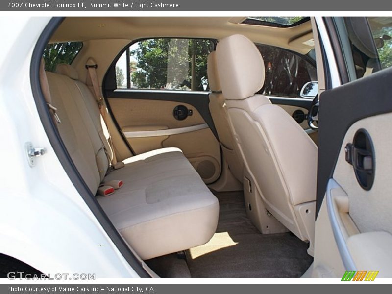 Summit White / Light Cashmere 2007 Chevrolet Equinox LT