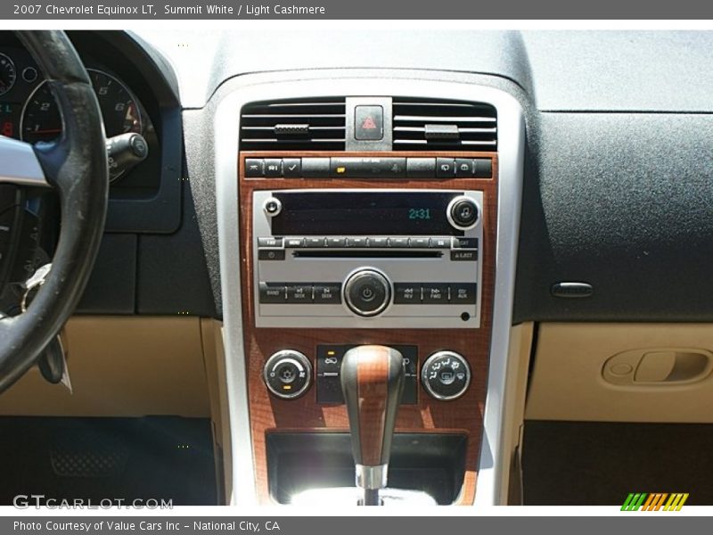 Summit White / Light Cashmere 2007 Chevrolet Equinox LT