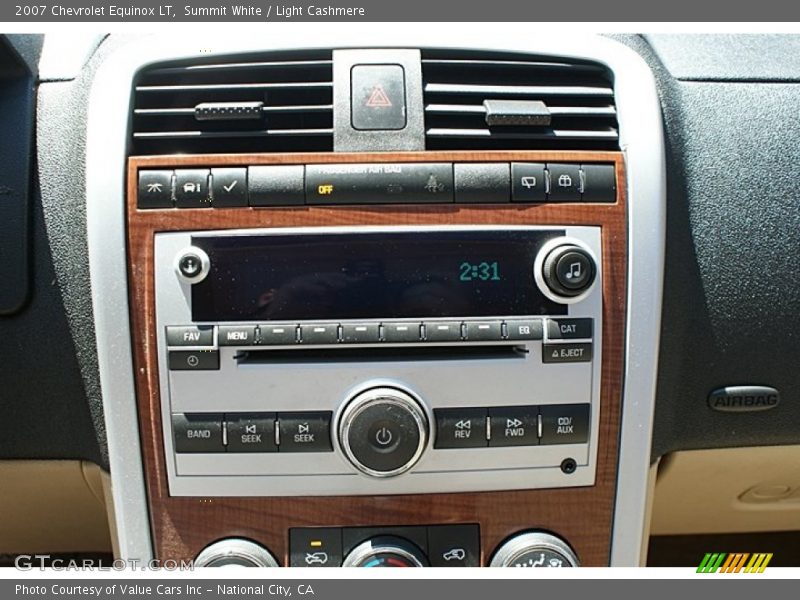 Summit White / Light Cashmere 2007 Chevrolet Equinox LT