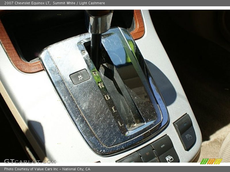 Summit White / Light Cashmere 2007 Chevrolet Equinox LT