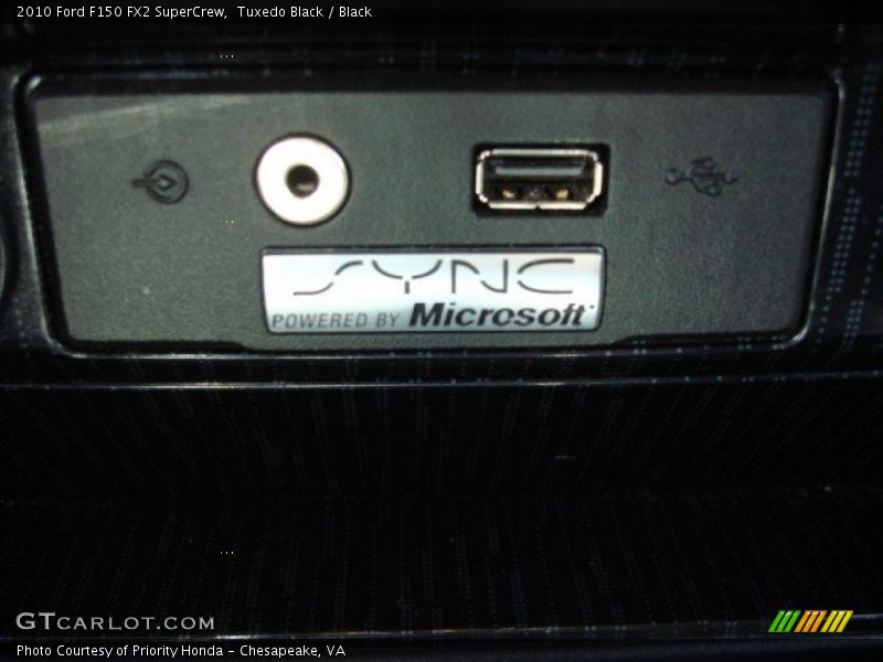 Tuxedo Black / Black 2010 Ford F150 FX2 SuperCrew
