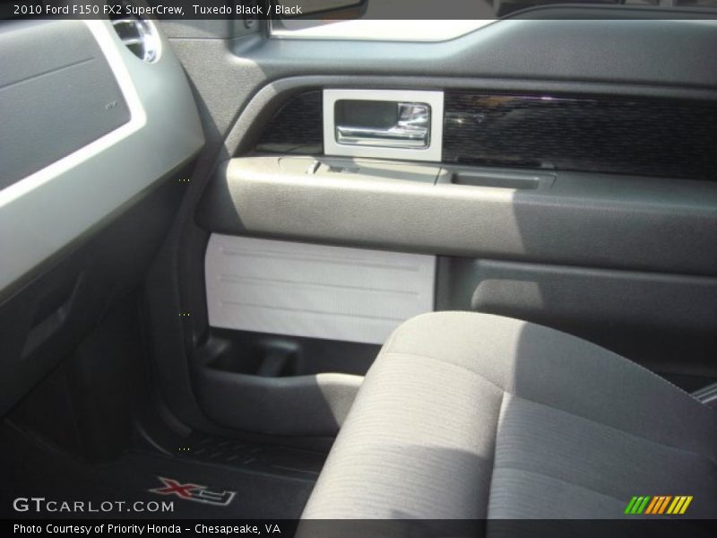 Tuxedo Black / Black 2010 Ford F150 FX2 SuperCrew