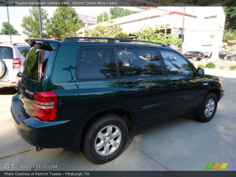 Electric Green Mica / Ivory 2002 Toyota Highlander Limited 4WD