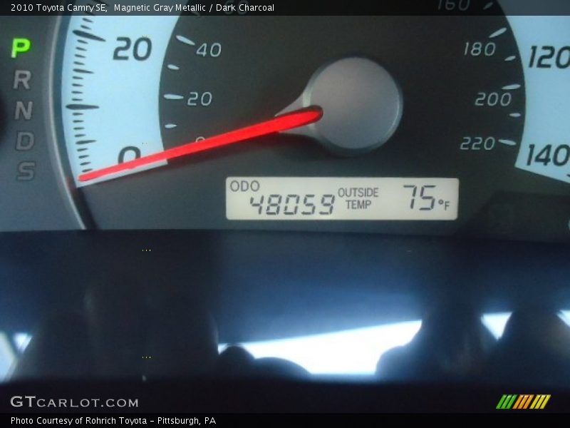 Magnetic Gray Metallic / Dark Charcoal 2010 Toyota Camry SE