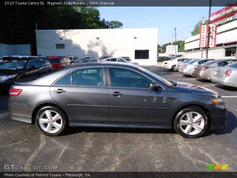 Magnetic Gray Metallic / Dark Charcoal 2010 Toyota Camry SE