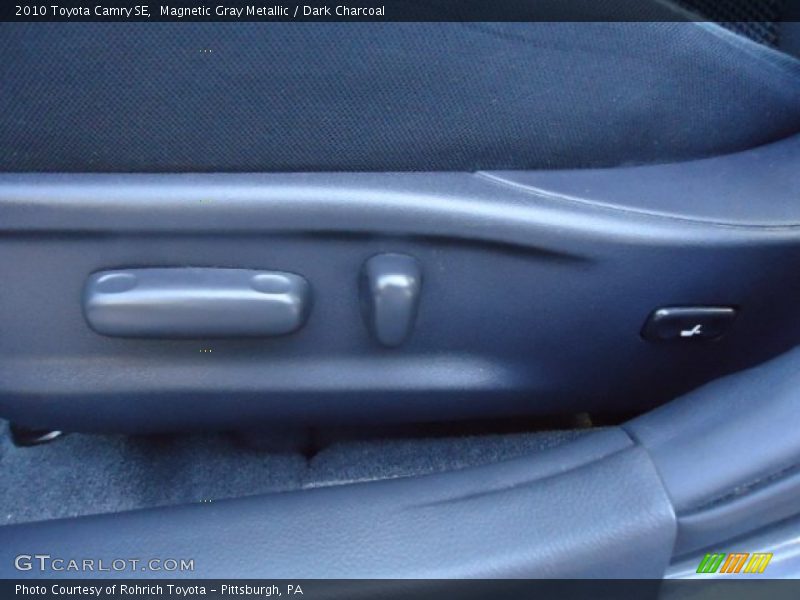 Magnetic Gray Metallic / Dark Charcoal 2010 Toyota Camry SE