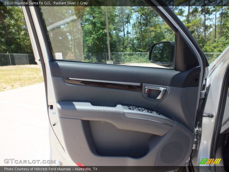 Radiant Silver / Gray 2010 Hyundai Santa Fe GLS