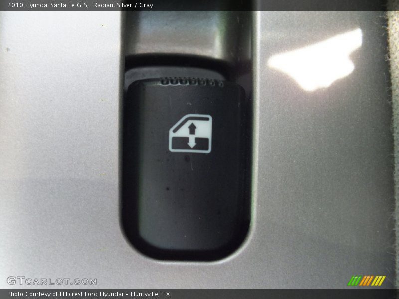 Radiant Silver / Gray 2010 Hyundai Santa Fe GLS