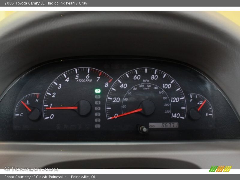 Indigo Ink Pearl / Gray 2005 Toyota Camry LE