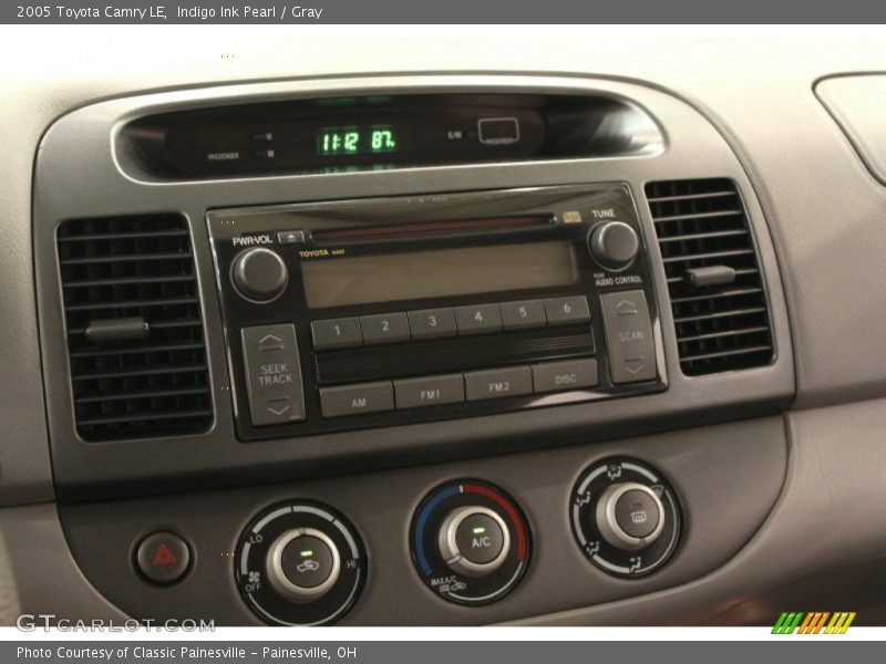 Indigo Ink Pearl / Gray 2005 Toyota Camry LE