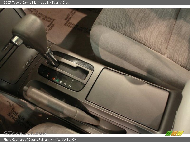 Indigo Ink Pearl / Gray 2005 Toyota Camry LE