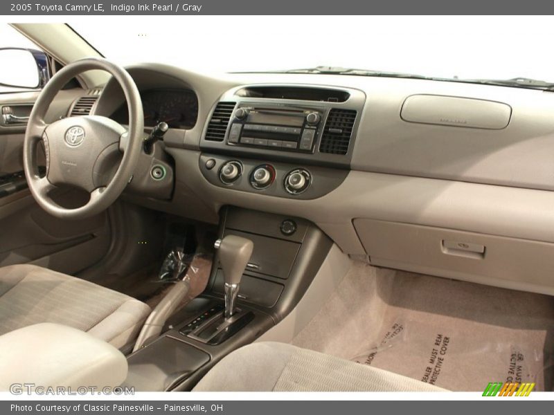 Indigo Ink Pearl / Gray 2005 Toyota Camry LE