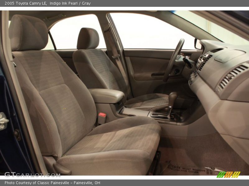 Indigo Ink Pearl / Gray 2005 Toyota Camry LE