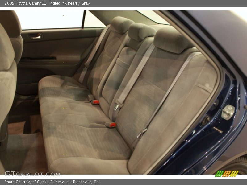 Indigo Ink Pearl / Gray 2005 Toyota Camry LE