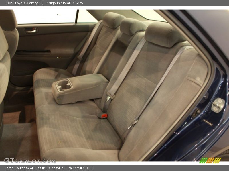 Indigo Ink Pearl / Gray 2005 Toyota Camry LE