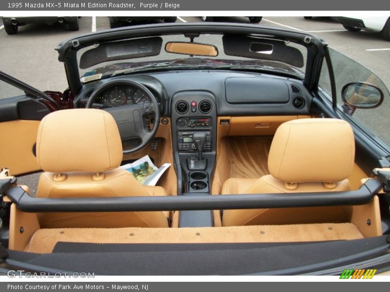 Dashboard of 1995 MX-5 Miata M Edition Roadster