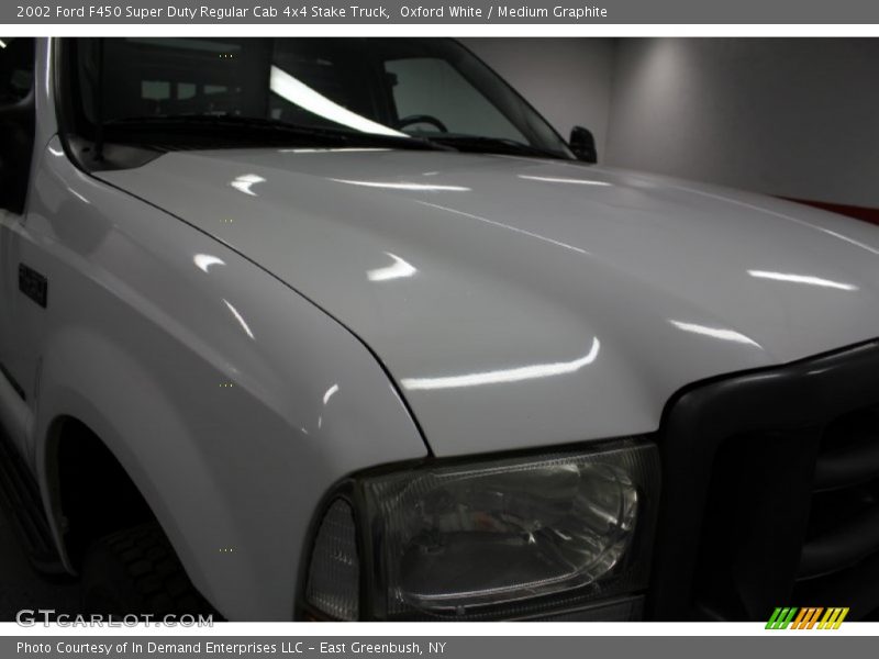 Oxford White / Medium Graphite 2002 Ford F450 Super Duty Regular Cab 4x4 Stake Truck
