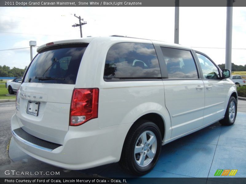 Stone White / Black/Light Graystone 2011 Dodge Grand Caravan Mainstreet