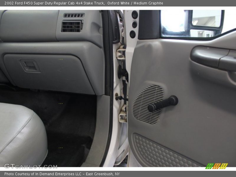 Oxford White / Medium Graphite 2002 Ford F450 Super Duty Regular Cab 4x4 Stake Truck