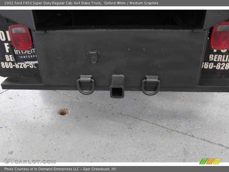 Oxford White / Medium Graphite 2002 Ford F450 Super Duty Regular Cab 4x4 Stake Truck
