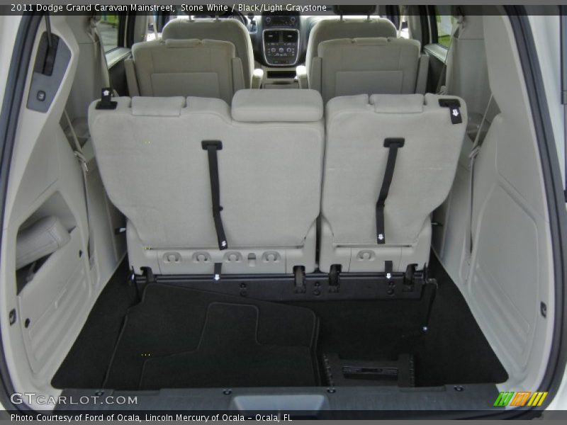 Stone White / Black/Light Graystone 2011 Dodge Grand Caravan Mainstreet
