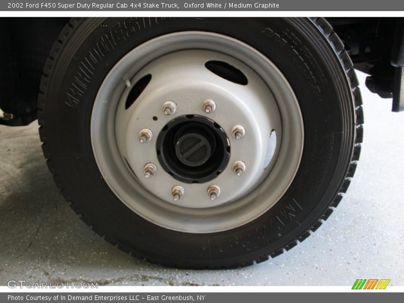 Oxford White / Medium Graphite 2002 Ford F450 Super Duty Regular Cab 4x4 Stake Truck