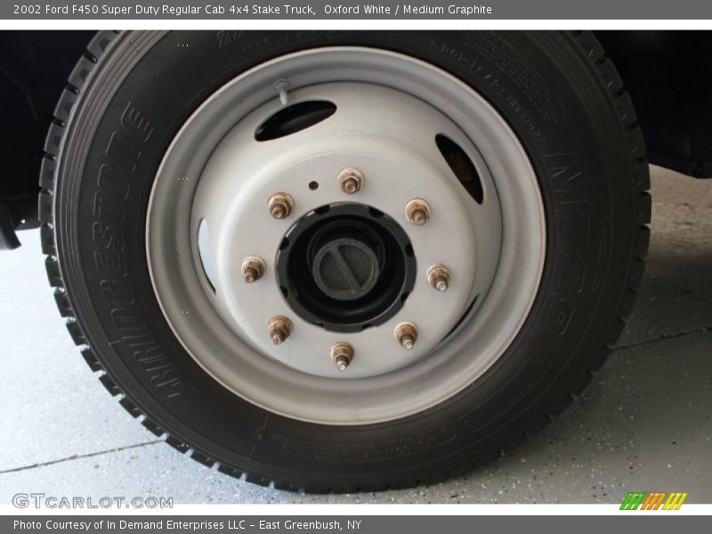 Oxford White / Medium Graphite 2002 Ford F450 Super Duty Regular Cab 4x4 Stake Truck