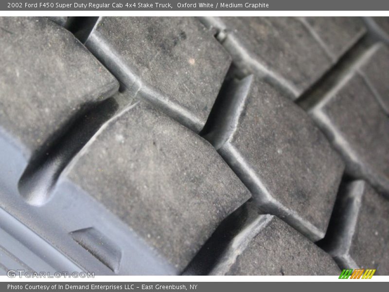 Oxford White / Medium Graphite 2002 Ford F450 Super Duty Regular Cab 4x4 Stake Truck