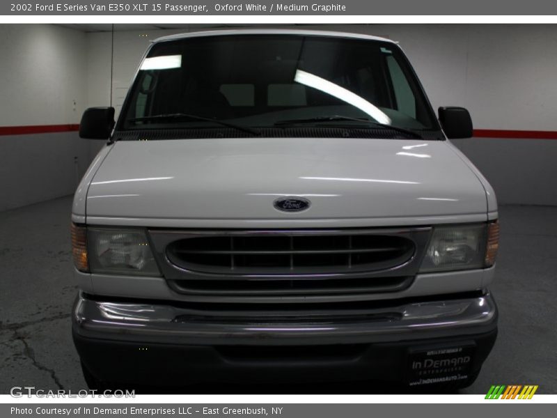 Oxford White / Medium Graphite 2002 Ford E Series Van E350 XLT 15 Passenger