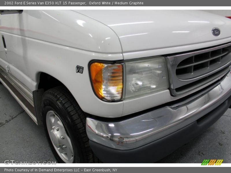 Oxford White / Medium Graphite 2002 Ford E Series Van E350 XLT 15 Passenger