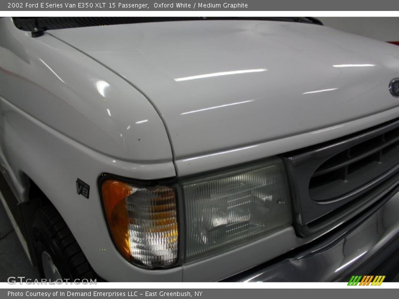 Oxford White / Medium Graphite 2002 Ford E Series Van E350 XLT 15 Passenger