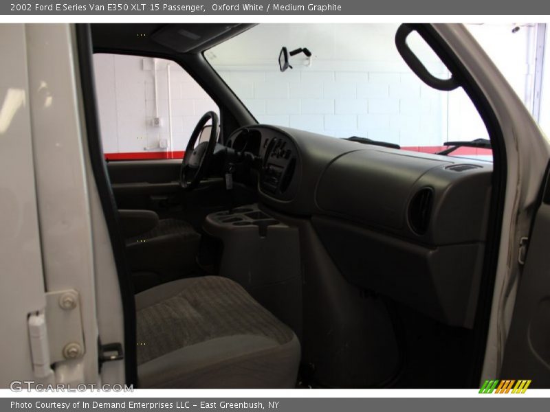 Oxford White / Medium Graphite 2002 Ford E Series Van E350 XLT 15 Passenger