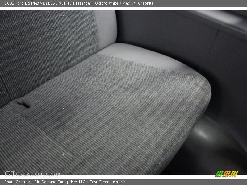 Oxford White / Medium Graphite 2002 Ford E Series Van E350 XLT 15 Passenger