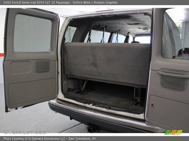 Oxford White / Medium Graphite 2002 Ford E Series Van E350 XLT 15 Passenger