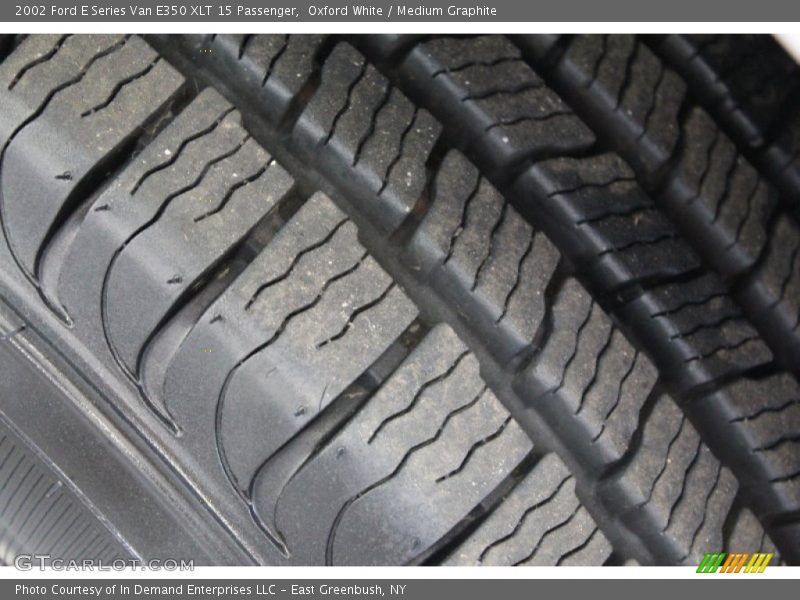 Oxford White / Medium Graphite 2002 Ford E Series Van E350 XLT 15 Passenger